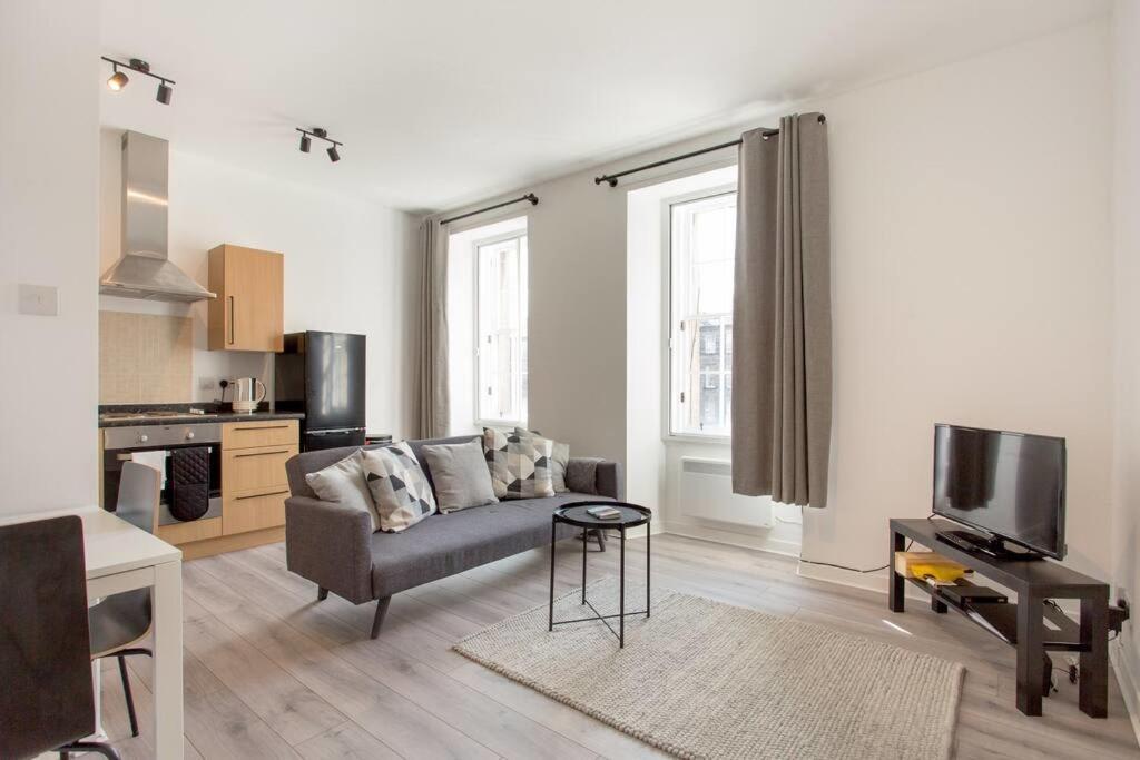Modern & Bright 1 Bed For 4 Close To City Centre! Эдинбург Экстерьер фото