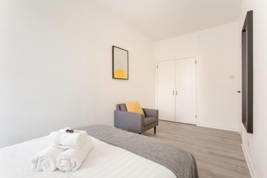 Modern & Bright 1 Bed For 4 Close To City Centre! Эдинбург Экстерьер фото
